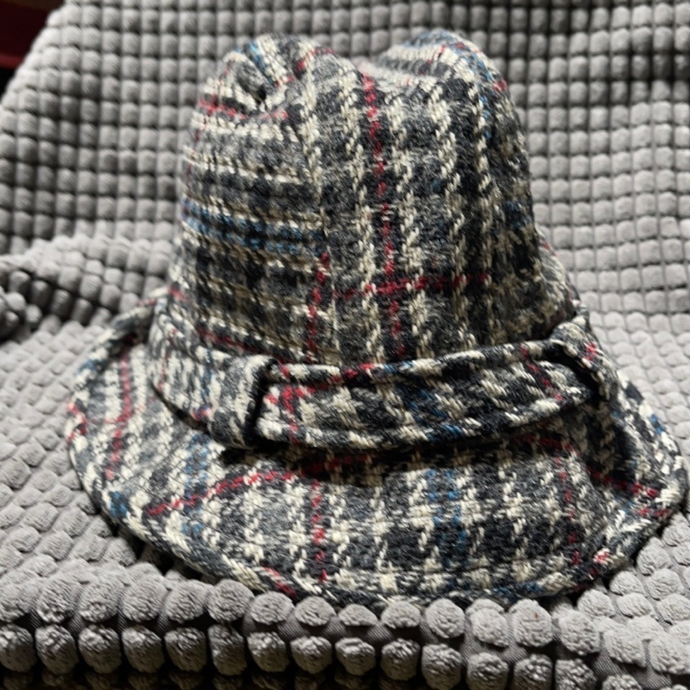 DOBBS FIFTH AVENUE VINTAGE WOOL FEDORA Q4